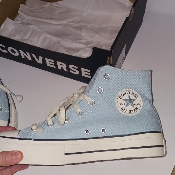 Converse Women's Blue Sneakers - Size 9.5 - Picture 5 of 8